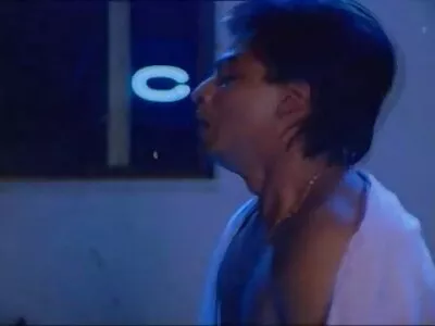 ایک چھوٹی سفید لڑکی کے لیے فلم سکسی روسی بڑا ڈک ویڈیو (چیریٹی بینگز)